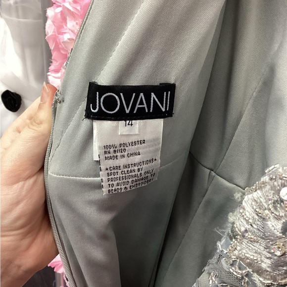 Jovani 68064 Size 14 Floral Appliqué V Neck Gray Long Dress - Picture 5 of 6